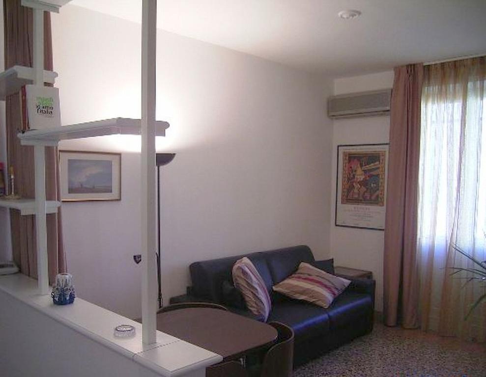 Cathy Apartment Rome Bilik gambar